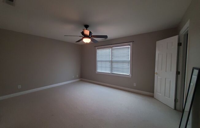 2 beds, 2.5 baths, $1,650, Unit # 5