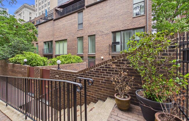 Spacious Three Bedroom Townhome in Society Hill!