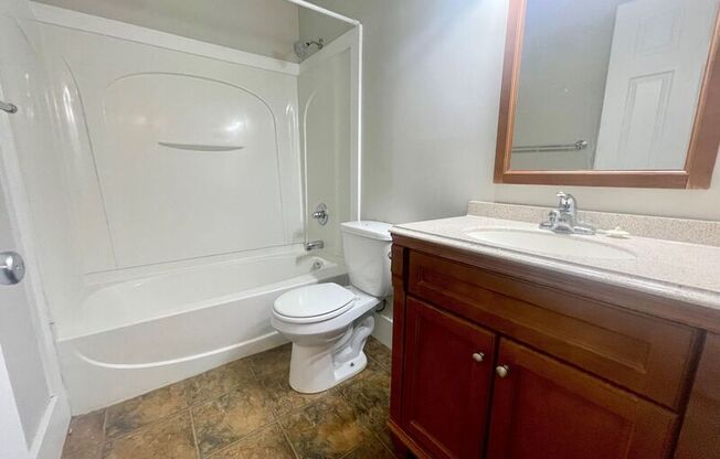 1606 Lucia Ave. #7