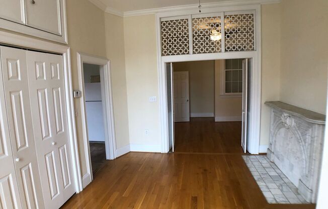 1318 Eutaw Pl