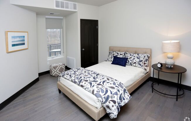 1 bed, 1 bath, 640 sqft, $1,595, Unit 431