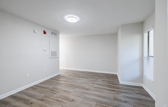 2 beds, 2 baths, 933 sqft, $1,685, Unit C-133