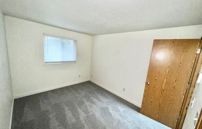 3 beds, 2.5 baths, 1,500 sqft, $2,035, Unit C-04
