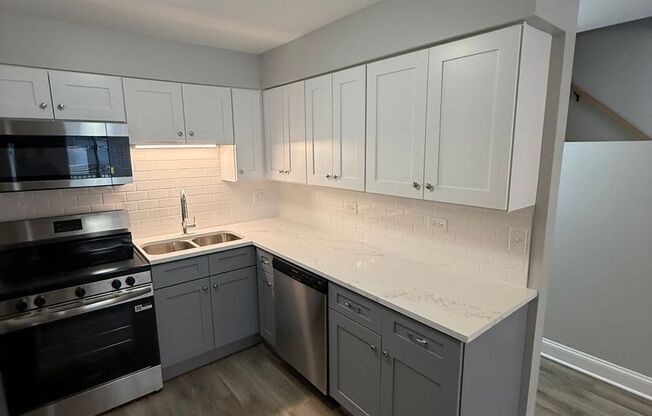 1 bed, 1 bath, $1,950, Unit 310