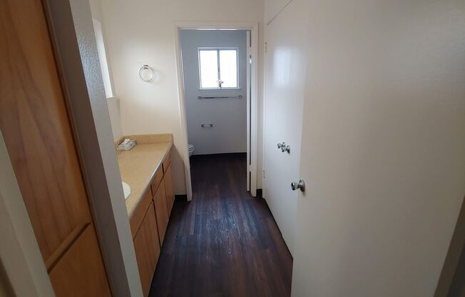 1 bed, 1 bath, 878 sqft, $1,495, Unit 1690-239