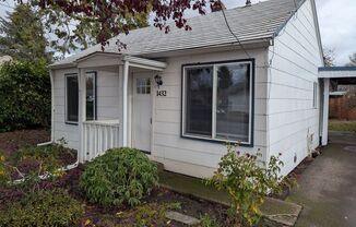 Charming Updated Salem Home with Carport Parking! ~ 1432 Park