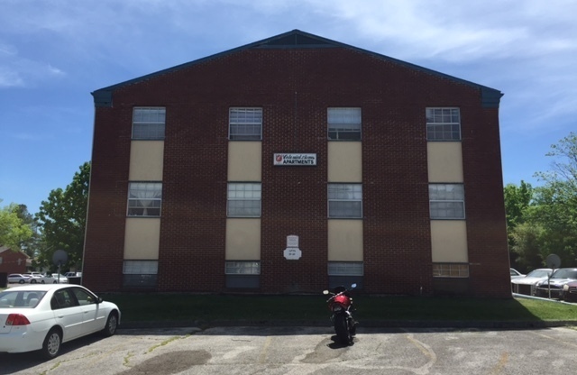 1 bed, 1 bath, 555 sqft, $700, Unit 46