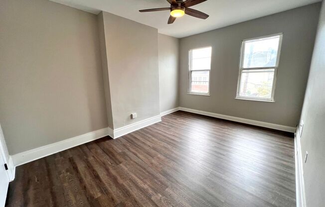 3 beds, 1 bath, 1,400 sqft, $1,495