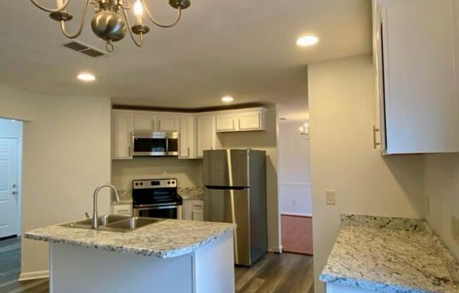 Three or four bedroom 2 1/2 bath in Antioch