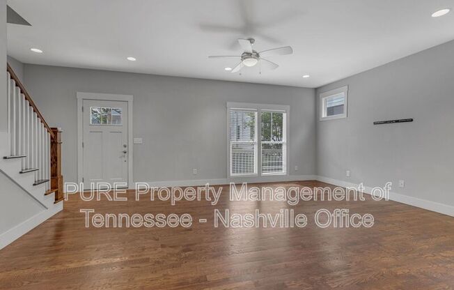702 B WACO DR