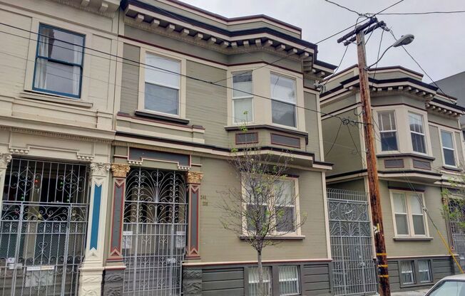 Heart of Hayes Valley - Updated 3 Bed, 2 Bath Split Level Condo - Short Term Lease