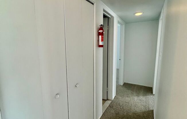 2 beds, 1 bath, 950 sqft, $1,295, Unit #203