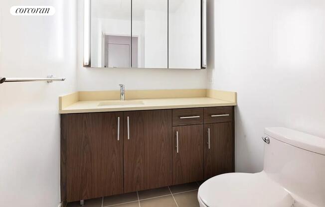 1 bed, 1.5 baths, 903 sqft, $5,900, Unit 51A