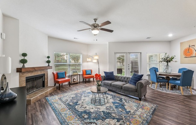 Creekside on Parmer Lane