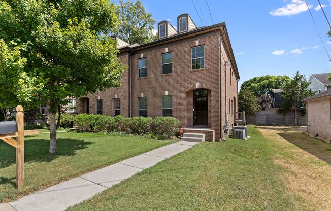AVAILABLE NOW IN GERMANTOWN. Great Walkable Neighborhood! 3 Bed 2.5 Bath Town Home. $3,295 Per Month