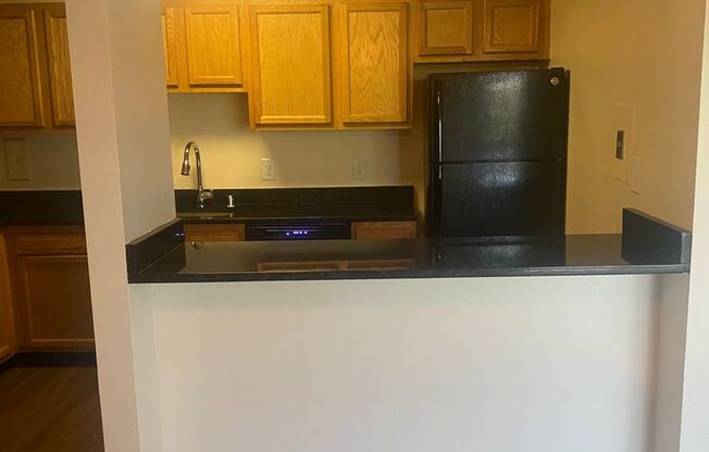 3 beds, 2 baths, 1,300 sqft, $2,200, Unit 3351 #203