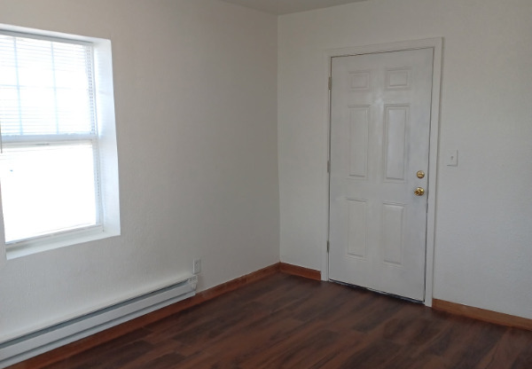 1221 W Atkinson Ave, Milwaukee WI