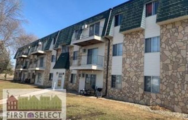 2 beds, 1 bath, $850, Unit 194116