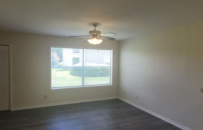 1 bed, 1 bath, 560 sqft, $1,300, Unit Walden Palms