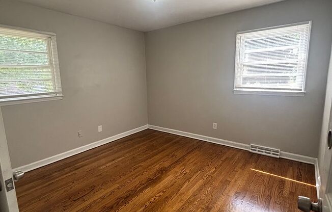 Spacious 3 bedroom home! (500.00 off first Full Months Rent )