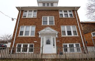 634 Ashland St