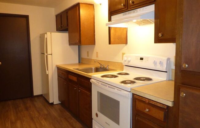 Grager03 - 3522-3586 Anita/3502-3575 Manor