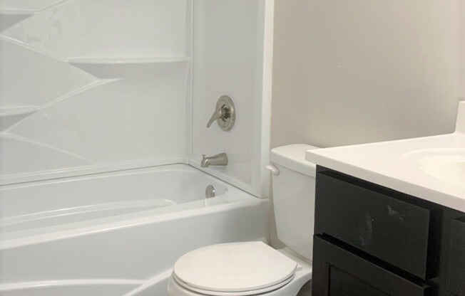 1 bed, 1 bath, 650 sqft, $940, Unit N-1019