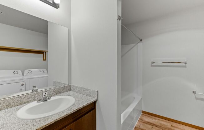 1 bed, 1 bath, 725 sqft, $1,495, Unit 1925-114