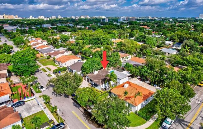2415 SW 21 TER