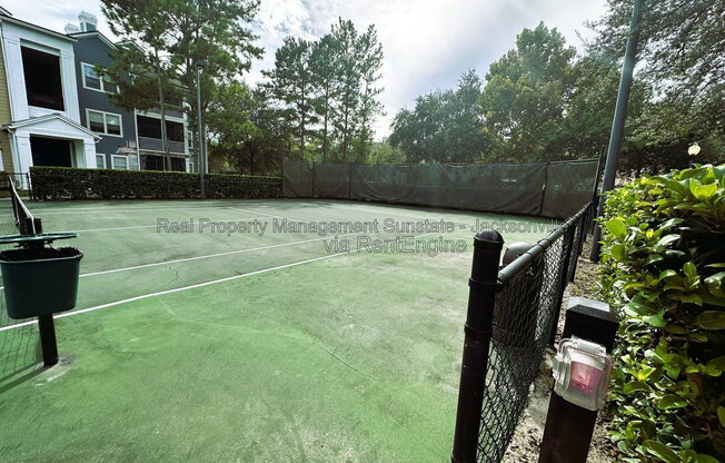 1 bed, 1 bath, 1,012 sqft, $1,425, Unit 536