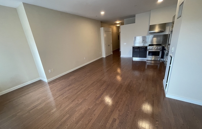 1 bed, 1 bath, 769 sqft, $3,200, Unit 6B