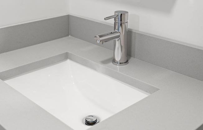 1 bed, 1 bath, 1,125 sqft, $3,000, Unit 205