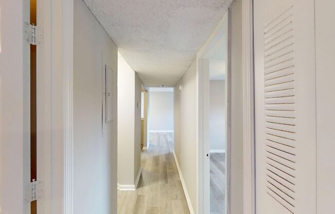 2 beds, 1 bath, 1,000 sqft, $1,099, Unit 2133-5 (ONE MONTH FREE)