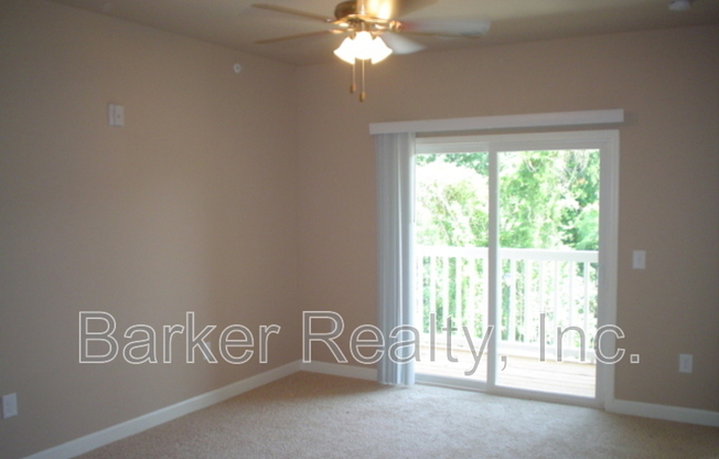 3722 101 BURT DR