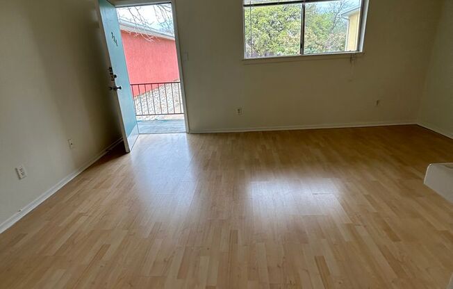 1 bed, 1 bath, 600 sqft, $1,199, Unit WWK-211