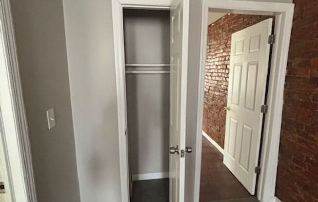 Charming Beautiful One Bedroom Apartment