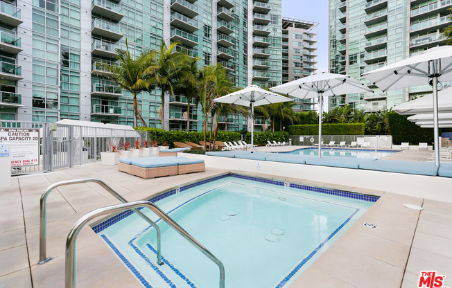 1 bed, 1 bath, 946 sqft, $3,950, Unit 614
