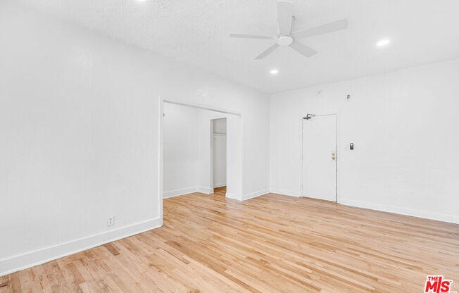 Studio, 1 bath, 575 sqft, $1,796, Unit 110