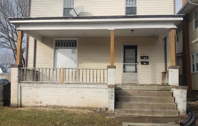 734 Putnam St- (duplex)