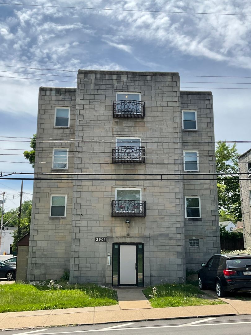 2901 Chartiers Avenue