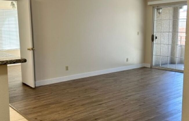 1 bed, 1 bath, $1,300