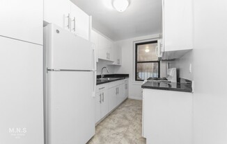 43 20 48 ST