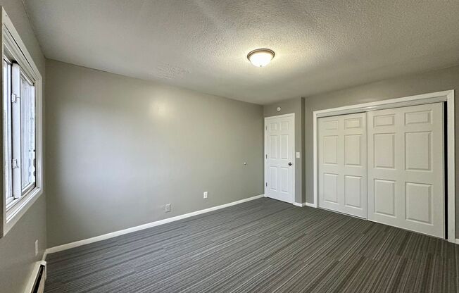 1 bed, 1 bath, 560 sqft, $950, Unit Unit #302