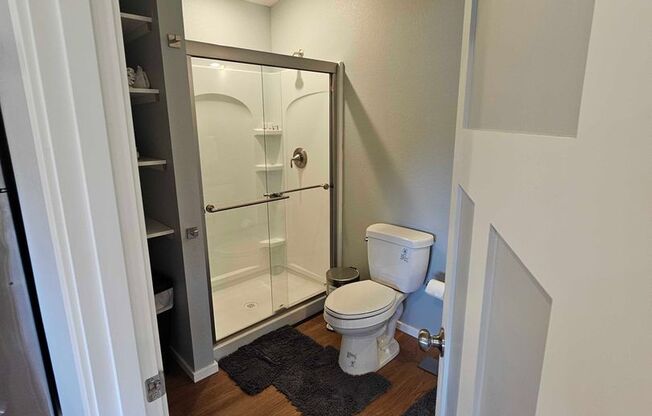 Studio, 1 bath, $1,800