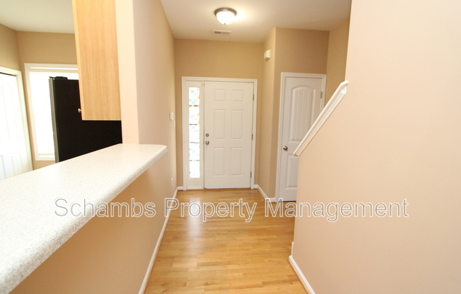 3921 VOLKSWALK PL