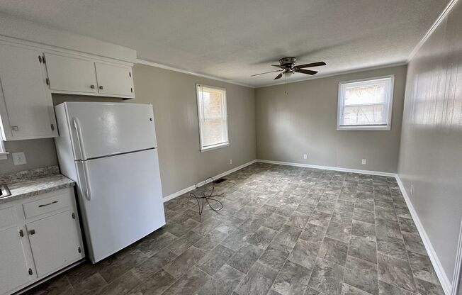 3 Bedroom Home For Rent Over The River!