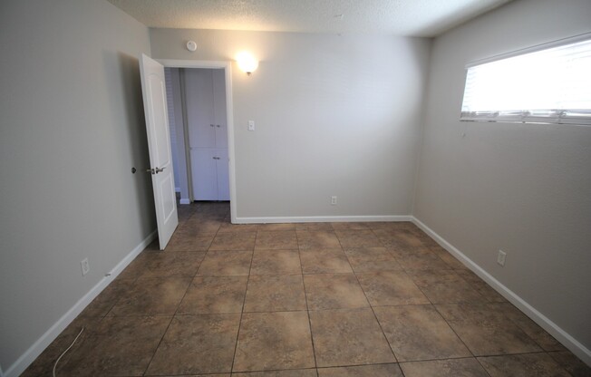 1 bed, 1 bath, 567 sqft, $1,045, Unit 1