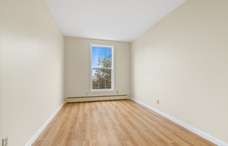 113 COLUMBIA HTS