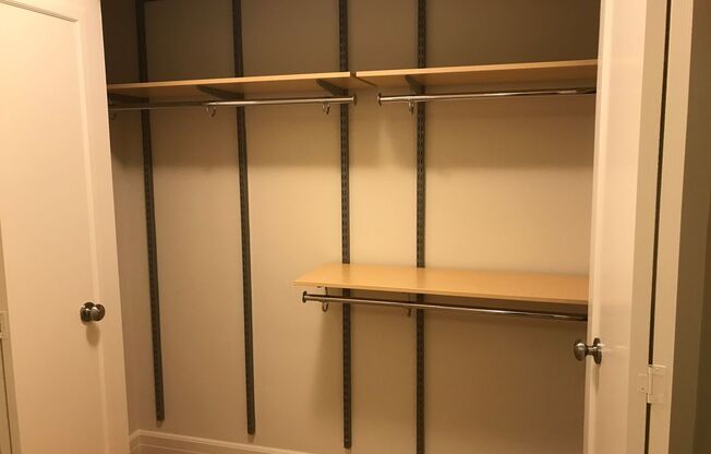 Studio, 1 bath, 460 sqft, $2,200