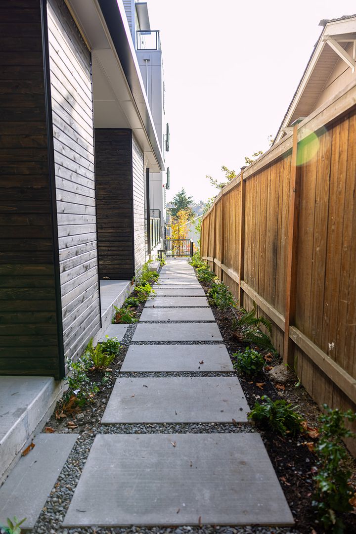 Fremont View (519)